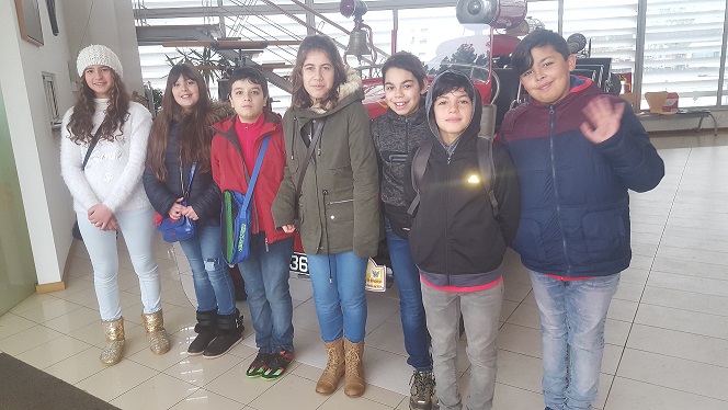 ver notícia Alunos do 6.º F promoveram venda solidária a favor dos Bombeiros de Cantanhede